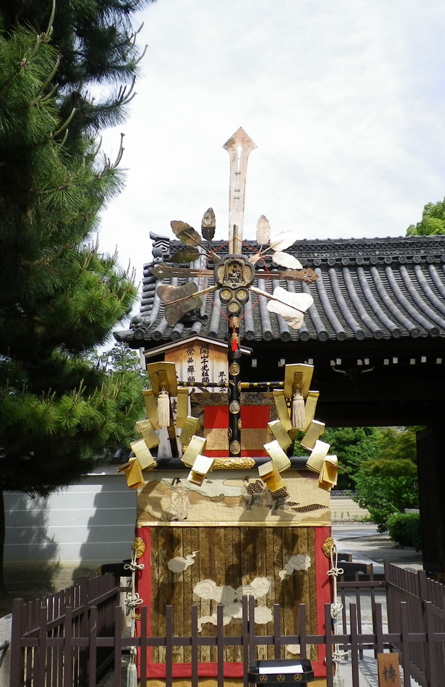 図５　恵美須神社の博団山